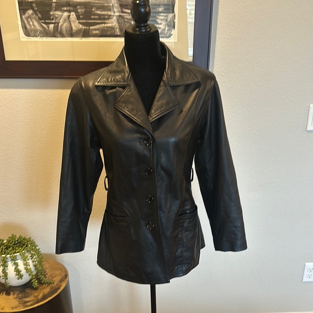 David 2 Florence Italian Women's Black Leather Jacket blazer fits like Small EUC